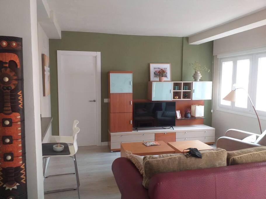 Precioso Piso En Almeria Centro Con Parking Gratis Exterior foto