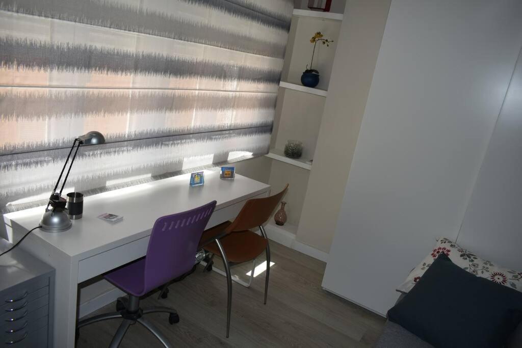 Precioso Piso En Almeria Centro Con Parking Gratis Exterior foto