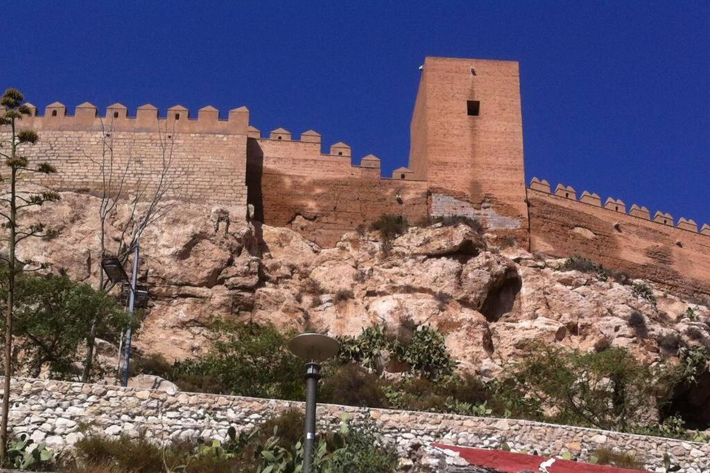 Precioso Piso En Almeria Centro Con Parking Gratis Exterior foto